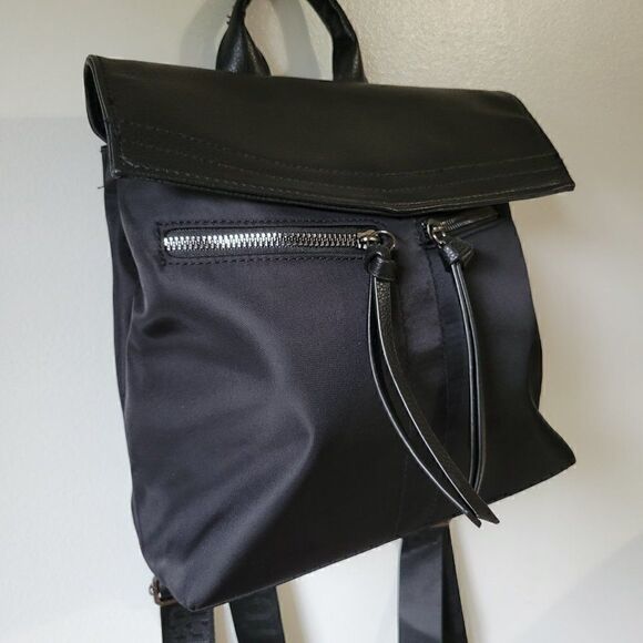 USED ONCE BOTKIER BLACK BACKPACK SMALL - Picture 3 of 15